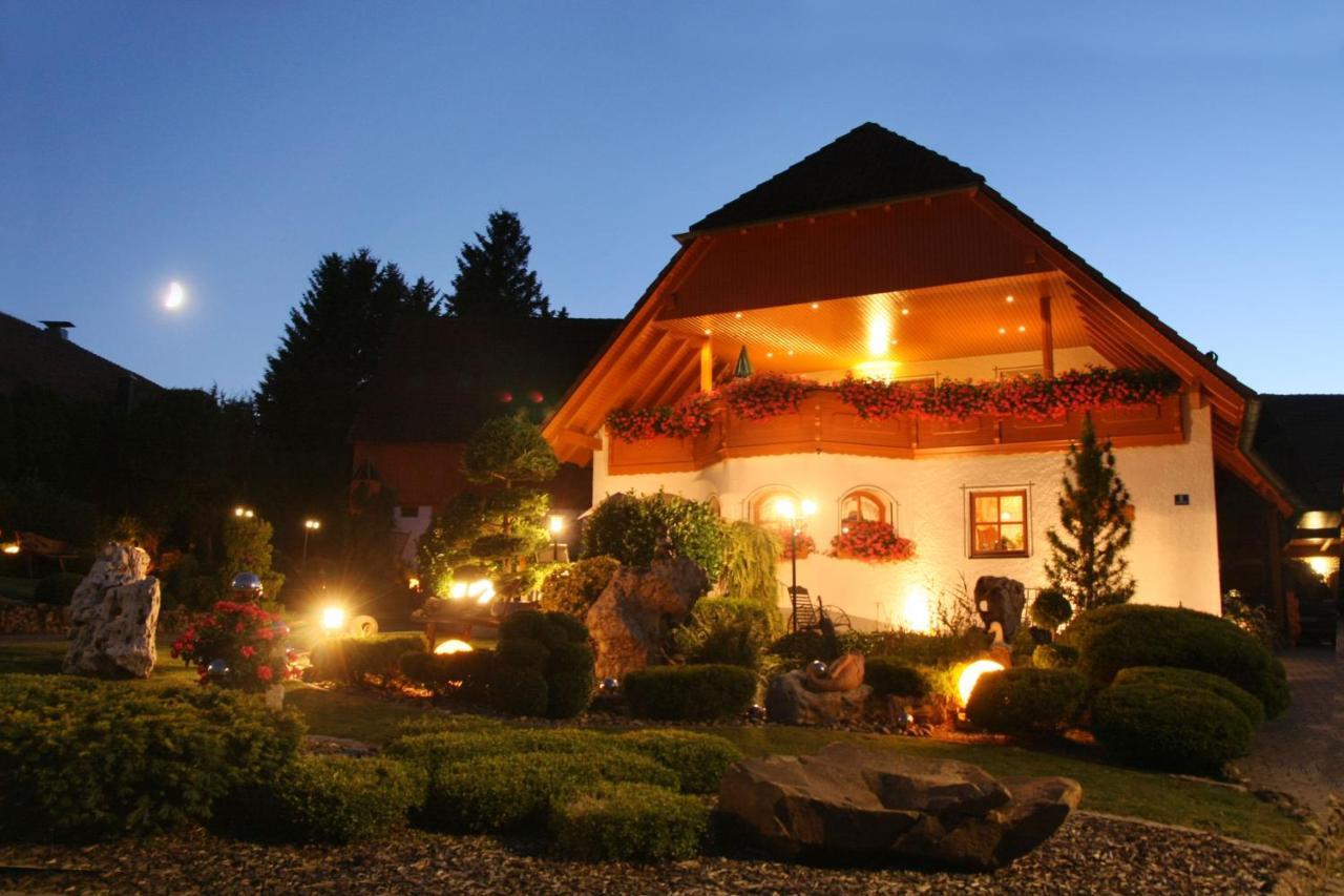 Haus Sonnenschein Apartment Гьосвайнщайн Екстериор снимка
